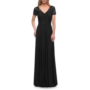 NWOT La Femme 29772 Floral Embroidered Ruched Back Jersey Gown, Size 4